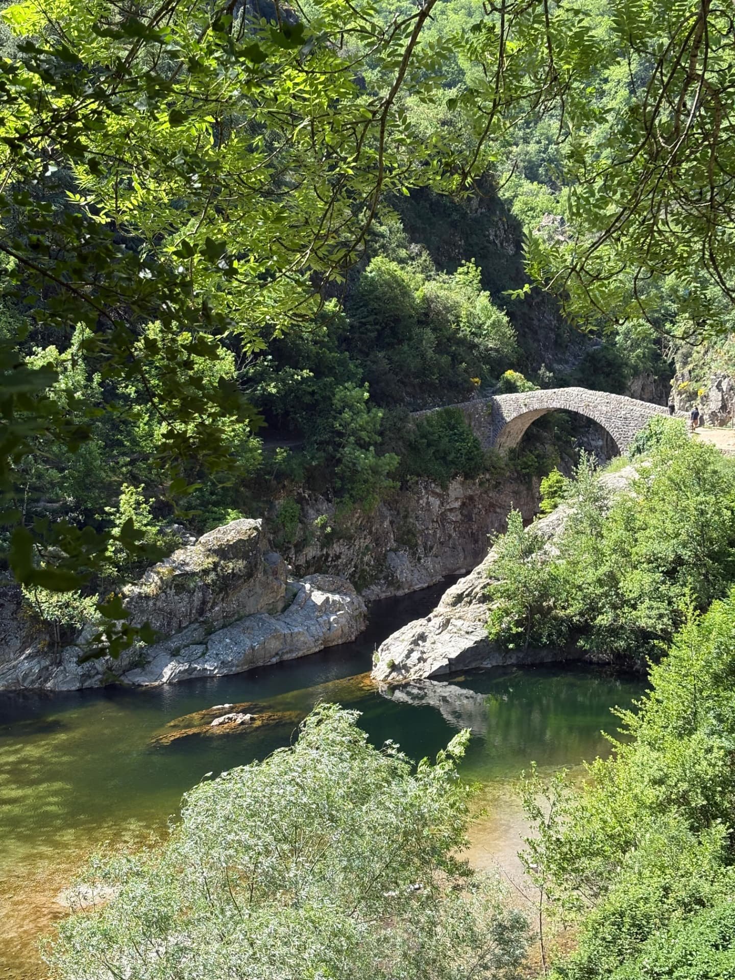 Pont du Diable à Thueyts au-dessus de l'Ardèche